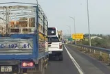 Xe xếp hàng dài vì lỗi kỹ thuật trạm thu phí trên cao tốc Phan Thiết – Dầu Giây