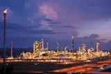 Một doanh nghiệp trên sàn chốt hợp đồng trị giá 600 triệu USD cho nhà máy lọc dầu 9 tỷ USD lớn nhất Việt Nam