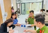 Dùng tài khoản cá nhân 'né' thuế, chủ doanh nghiệp vàng bạc bị khởi tố