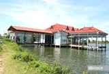 Khu nhà hàng nổi hoang tàn trước cơ hội "lột xác" thành tổ hợp thương mại mặt nước