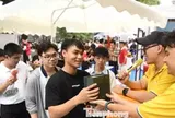 Hàng nghìn người săn quà từ các ngân hàng tại Sóng Festival 2026