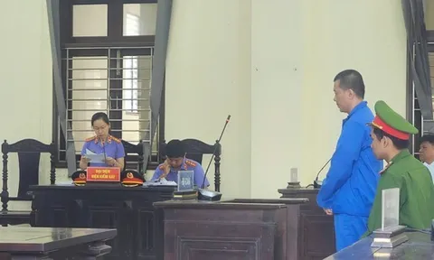 Sếp ngân hàng hạch toán khống gần 14 tỉ đồng để đánh bạc