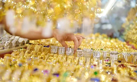Sau cú lao dốc, giá vàng nhẫn, vàng SJC cuối ngày 29/5 bất ngờ tăng trở lại