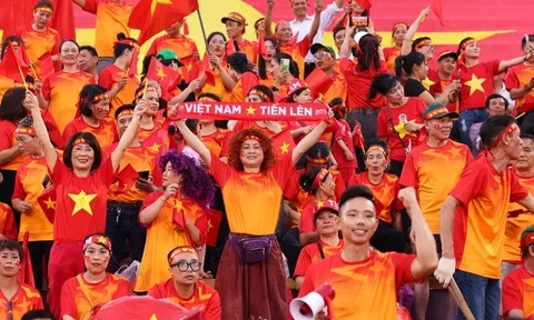 Các cổ động viên của Herbalife Việt Nam góp phần truyền cảm hứng và niềm tin cho những cô gái vàng của Bóng đá Việt Nam
