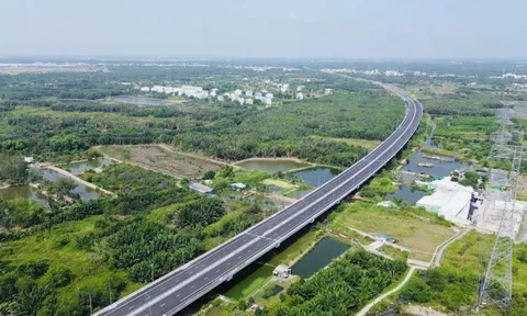 Chuẩn bị khởi công mở rộng đoạn đường cao tốc Yên Bái - Lào Cai và TPHCM - Long Thành