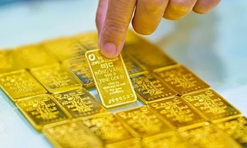 Sáng 22/7: Giá vàng thế giới ''nổi sóng", vàng trong nước tăng vọt