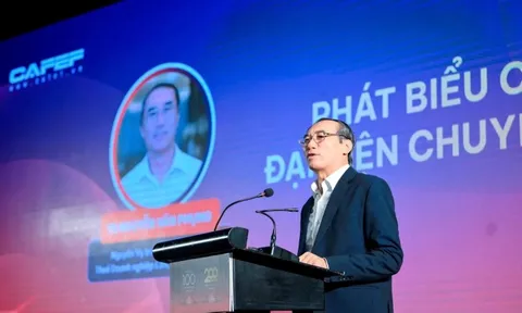 TS. Nguyễn Văn Phụng: "Ba ngày không ngủ kiểm tra khi VNeID bắt đầu kết nối dữ liệu thuế, tôi mừng vì cuối cùng đã có công cụ bảo vệ nguời lao động và doanh nhân chân chính"