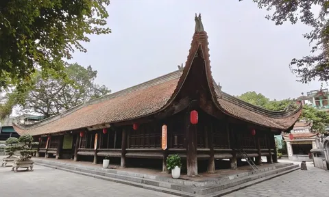 Ngôi đình cổ dáng nhà sàn 'độc nhất vô nhị' ở xứ Kinh Bắc