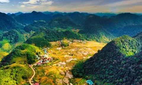 Kêu gọi đầu tư sân golf 18 lỗ ở điểm cao hơn 1.000 m được ví như "Sa Pa giữa lòng xứ Thanh"