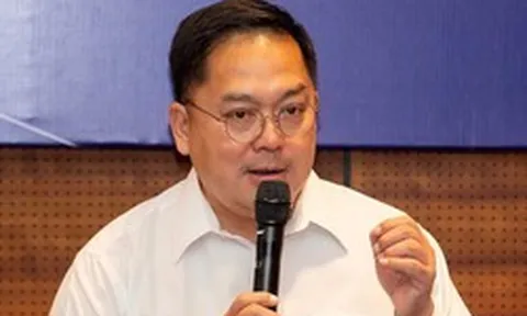 Ông Hoàng Nam Tiến từng tiết lộ: 1 năm rưỡi phụ thuộc vào AI, con người đã suy giảm năng lực cốt lõi, mất điện thì làm sao?