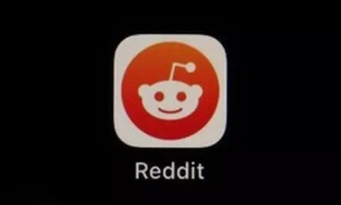 Reddit yêu cầu tài khoản đáng ngờ xác minh là người thật