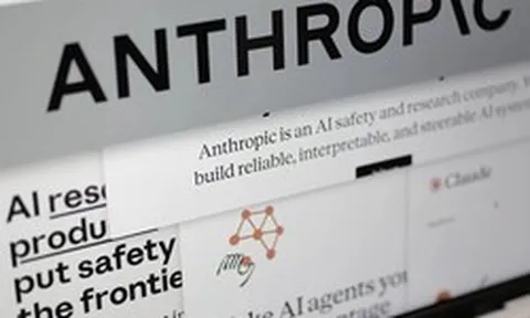 Thất bại ê chề của Anthropic: Siêu AI "nguy hiểm nhất hành tinh" bị bẻ khóa, gục ngã đau đớn dưới tay 1 nhóm Discord vô danh