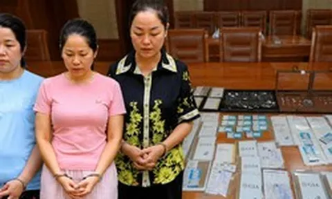 Khởi tố 31 bị can, thu 1.239 viên kim cương: Hé lộ thủ đoạn buôn lậu tinh vi của loạt chủ tiệm vàng