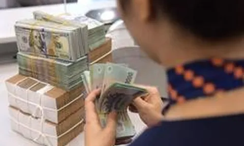 Một loại lãi suất quan trọng trên thị trường giảm sâu, xuống còn hơn 1%/năm