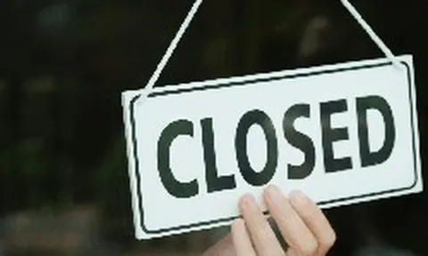 Một ngân hàng chấm dứt hoạt động 10 Phòng giao dịch