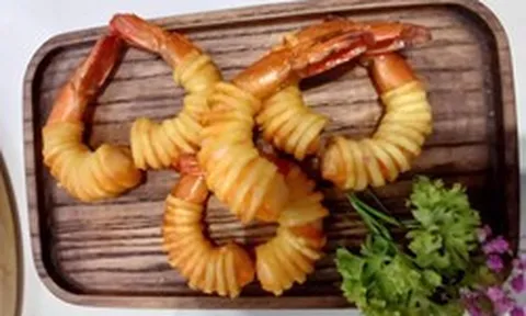 Trung Quốc, Mỹ, Nhật đua nhau đặt, Việt Nam mỏi tay đếm đơn hàng