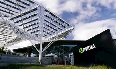 Những tỷ USD kéo Nvidia sâu hơn vào cuộc đua AI đầy rủi ro