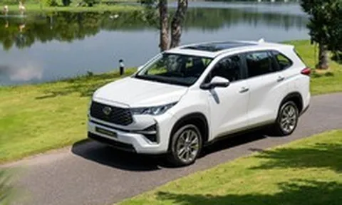Sức mua xe hybrid giảm trong tháng Ngâu, Toyota chiếm thế áp đảo