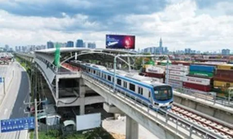 Sau nhà ga đường sắt, TP.HCM tính chuyện gì với vùng đất 1km xung quanh?