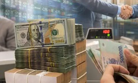 "Sóng" ngân hàng bán vốn cho nhà đầu tư nước ngoài nóng trở lại