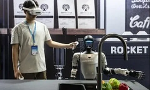 AI 'xâm chiếm' văn phòng Trung Quốc: Mỗi người làm việc bằng 3