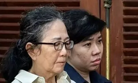 Ba mẹ con tham gia đường dây mua bán hơn 4.000 tài khoản ngân hàng