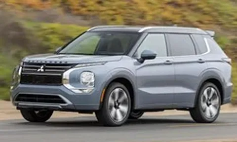 Dàn SUV cỡ C khuấy động thị trường ô tô cuối năm