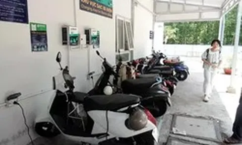 Chung cư Hà Nội loay hoay tìm chỗ sạc xe điện