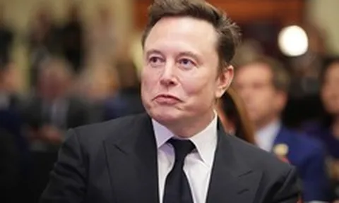 Cuộc chơi xe điện nóng hơn bao giờ hết: Elon Musk tuyển người có thể quản lý hơn 20 dự án trạm sạc cùng lúc tại Việt Nam