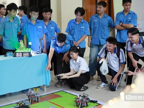 Bài toán thu hẹp khoảng cách giới trong ngành STEM