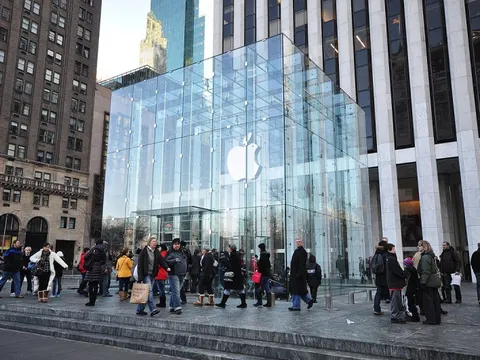 Không cần hô hào "đu trend" AI, Apple vẫn là thương hiệu đắt giá nhất hành tinh