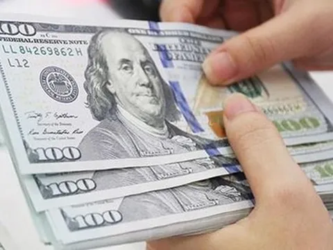 Ngày 19/5: Ngân hàng Nhà nước tăng tỷ giá USD, giá đô la tự do tiếp tục giảm