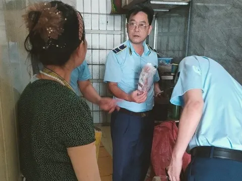 Thái Bình: Tiêu hủy hơn 300kg thực phẩm đông lạnh không rõ nguồn gốc, xuất xứ