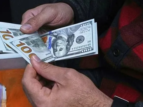 Ngày 20/5: Ngân hàng đồng loạt nâng giá USD, đô la tự do cũng bật tăng