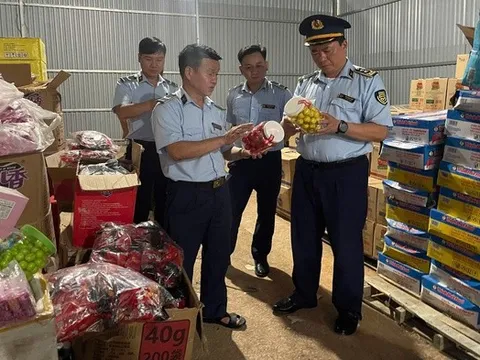 Cao Bằng: Thu giữ trên 5.000 sản phẩm mỹ phẩm và thực phẩm nhập lậu
