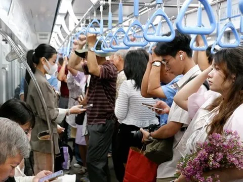 Có thể dùng căn cước gắn chip thay vé tháng đi metro TPHCM từ 1/6