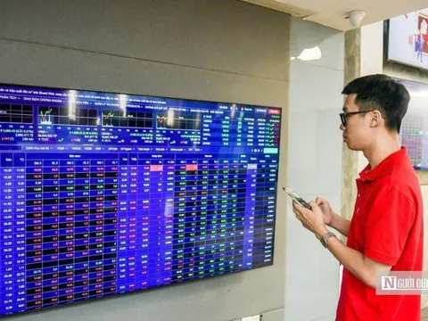Chứng khoán giữ nhịp trên 1.300 điểm, đi tìm cổ phiếu để "chọn mặt gửi vàng"
