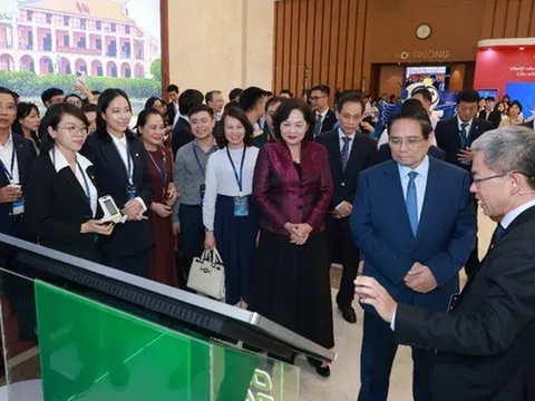 Giải pháp tài chính số OCB nổi bật tại sự kiện chuyển đổi số ngành ngân hàng 2025
