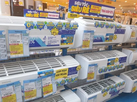 Giá điều hòa lao dốc kịch sàn tới 60%, có mẫu chỉ từ 3 triệu đồng