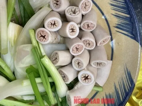 Hai tiệm lòng xe điếu ở TP HCM bị xử phạt