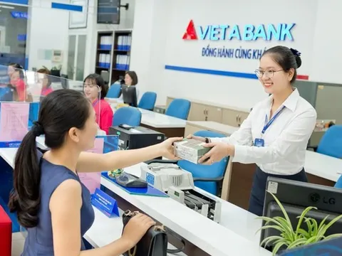 Doanh nghiệp liên quan Phó Chủ tịch VietABank muốn thoái bớt vốn