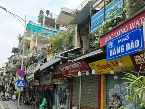 Đằng sau việc phố kinh doanh sầm uất ở Hà Nội vắng tanh vắng ngắt