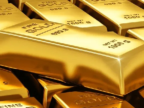 Giá vàng tiếp tục lao dốc, dễ dàng xuyên thủng đáy trung hạn bất cứ lúc nào