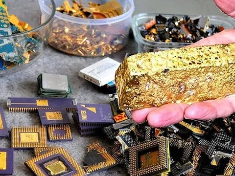 Đây là tài liệu hướng dẫn chiết tách vàng từ điện thoại di động và máy tính cũ, ít độc hại vì chỉ dùng muối và nước tẩy bể bơi, nhưng bạn phải trả hơn 800.000 VNĐ thì mới đọc được nó