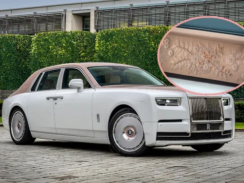 ‘Con nhà người ta’ tặng bố Rolls-Royce Phantom độc bản thêu ren thủ công 230.000 mũi, đổi màu, lấp lánh theo ánh sáng