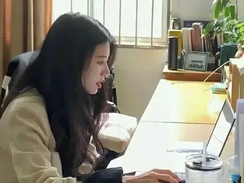 Nữ kế toán cố tình làm giả lệnh chuyển khoản 6 tỷ đồng cho sếp duyệt nhưng được sếp khen và trúng lớn