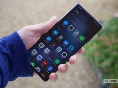 Mẫu máy Trung Quốc này mà được bán đại trà, điện thoại Samsung có lẽ không thể ngồi tiếp trên "ngai vàng"