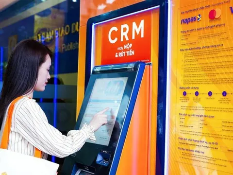 Máy CRM và bước đệm hợp kênh: Bài học từ Santander đến SHB