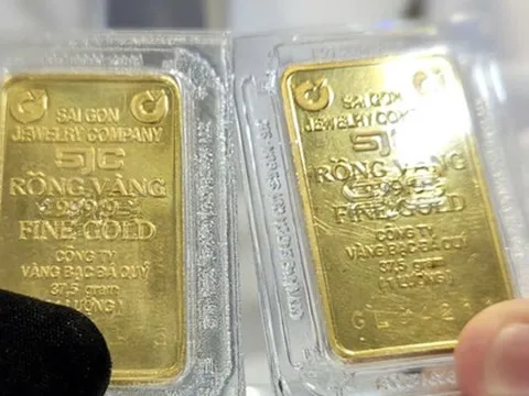 Tối nay, 7-9, giá vàng miếng SJC trên thị trường tự do giảm tiếp