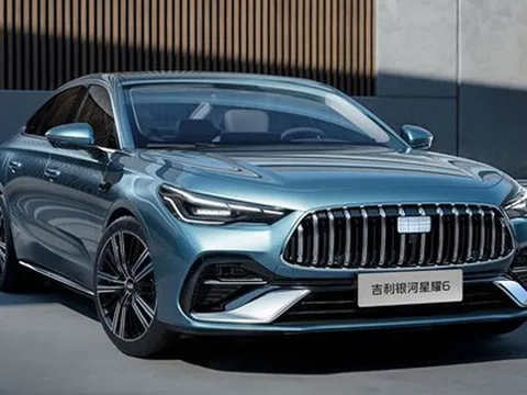 Hãng xe xây nhà máy 4.100 tỷ tại Hưng Yên ra mắt đối thủ Toyota Camry: siêu tiết kiệm xăng, ngoại hình như Mercedes, giá mềm từ 332 triệu đồng